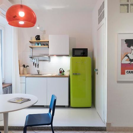 Xenia Apartments - Stylish Colorful Apt- Upbeat & Well-Connected Area Milan Exterior photo
